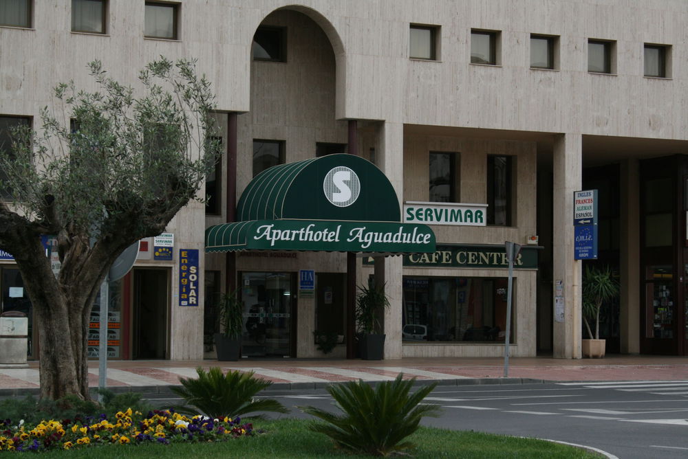 Apartahotel Aguadulce Zewnętrze zdjęcie